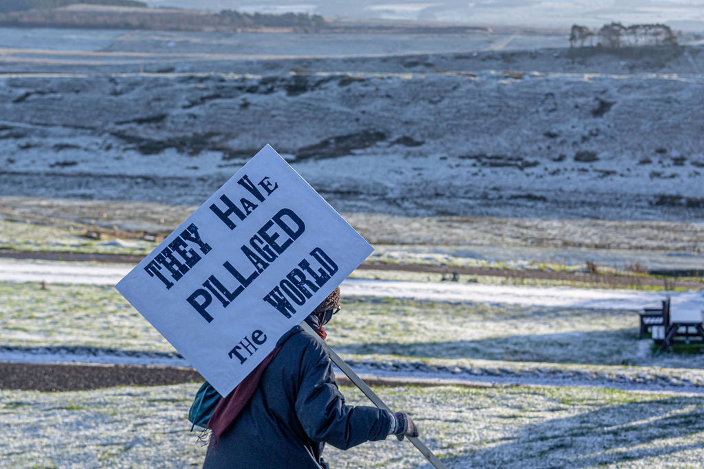 Performative protest, Hadrain’s Wall; image: Simone J Rudolphi